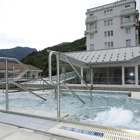 Rive Droite 3* La Léchère