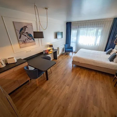 Aparthotel Rive Droite 3*