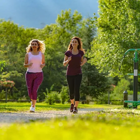 Aparthotel Rive Droite 3*