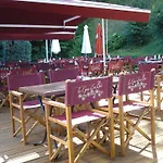 Rive Droite Aparthotel La Lechere