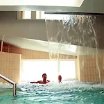 Rive Droite Aparthotel La Lechere
