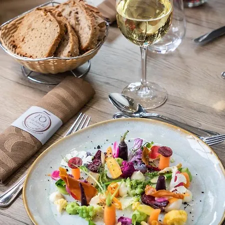 Apart-hotel Rive Droite 3*