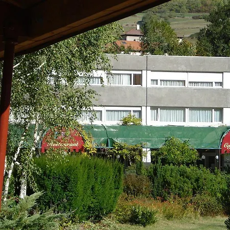 Rive Droite 2* La Lechere