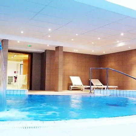 Rive Droite Aparthotel