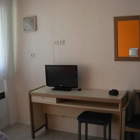 Appart hôtel Rive Droite 2*